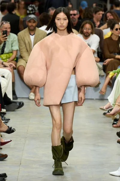 Look 20